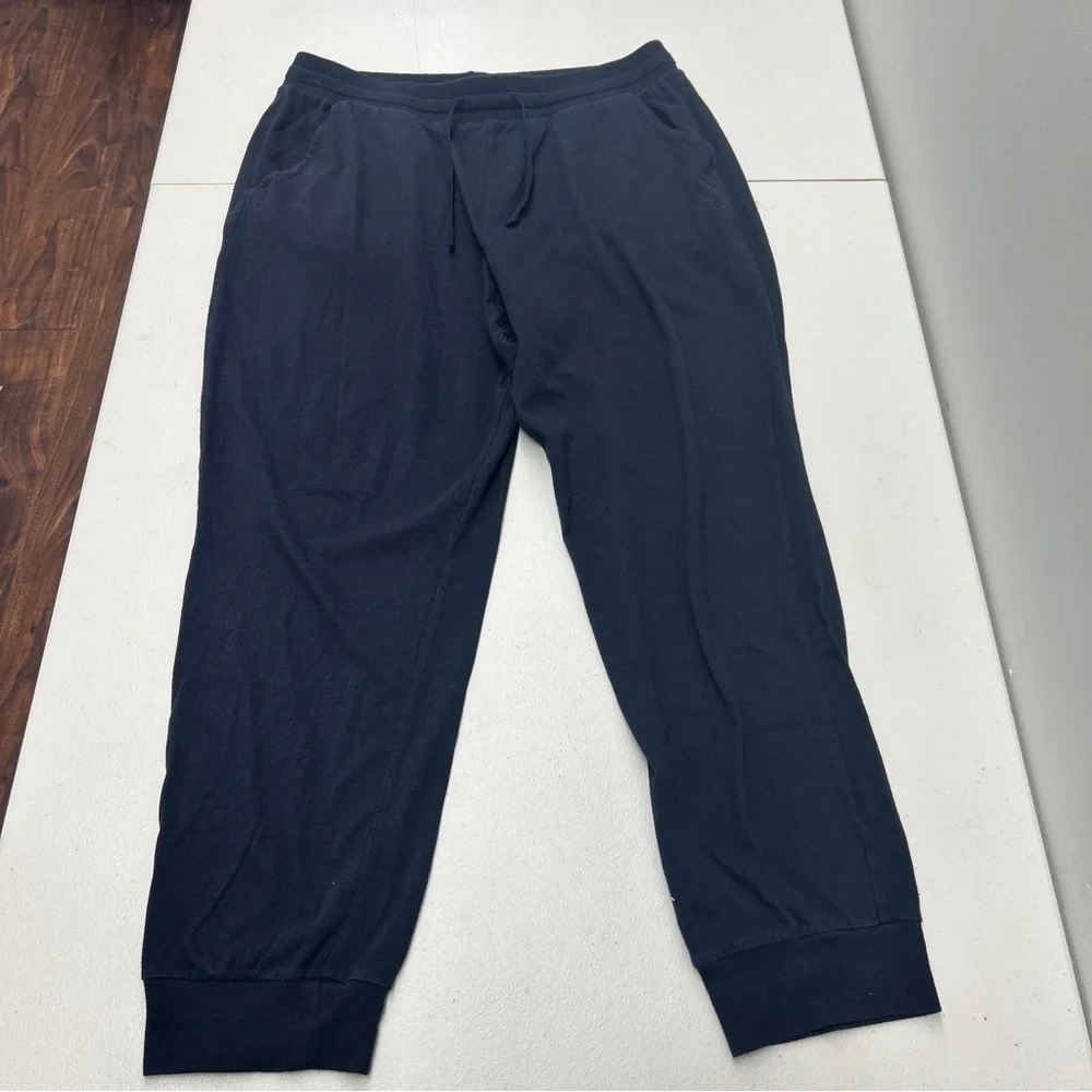 Tek Gear Black Sweatpants with Elastic Waistband and Ankle Cuffs